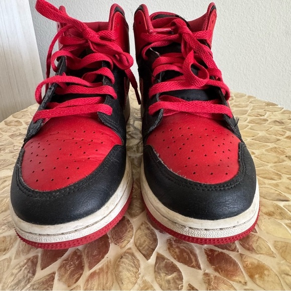 Nike Air Jordan 1 Mid Alternate Bred Sneakers size 6Y - Picture 5 of 11